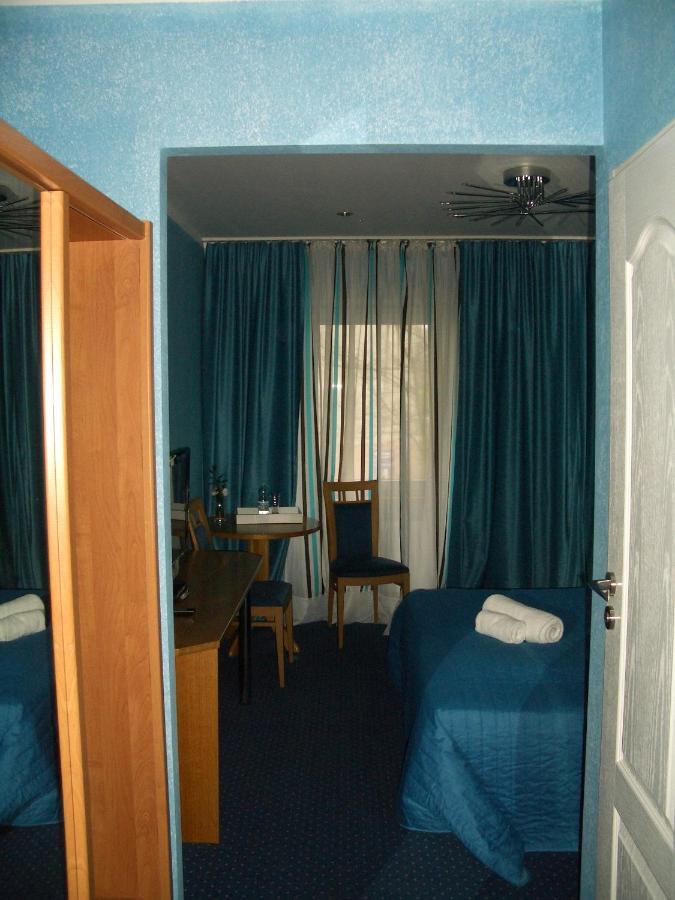 Bed and Breakfast Kardamon Żary Zimmer foto