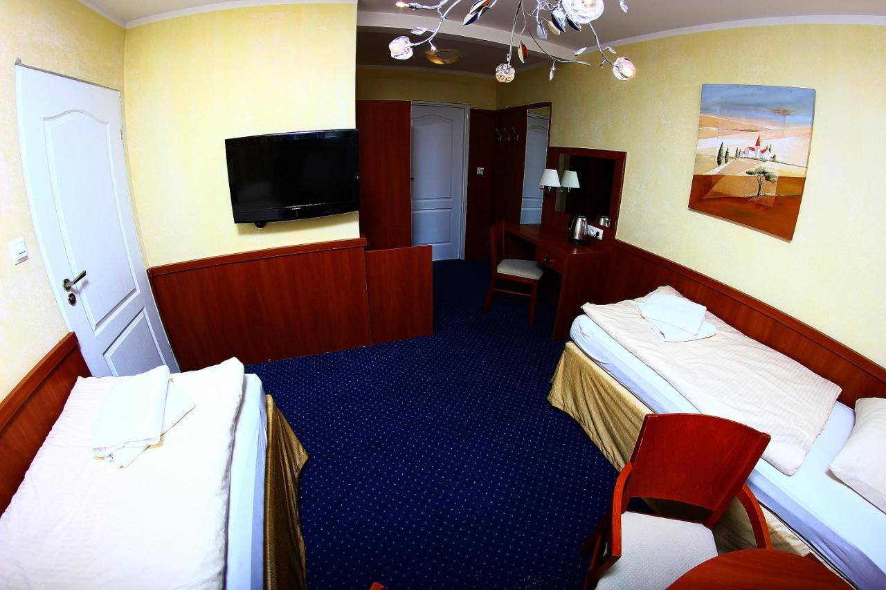 Bed and Breakfast Kardamon Żary Zimmer foto